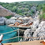 Kulube Kalkan