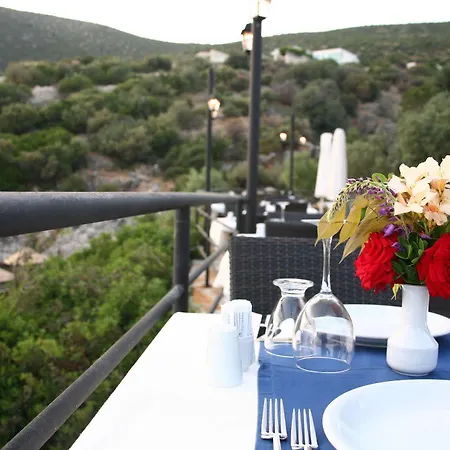 Kulube Hotel 3*